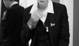 王鹤棣近况爆料最新消息,新作品备受期待，事业爱情双丰收